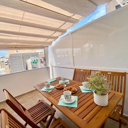 Atico Con Terraza Centro De Tarragona, Mi Refugio Apartment *