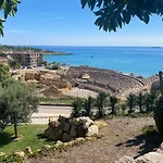 Atico Con Terraza Centro De Tarragona, Mi Refugio アパート