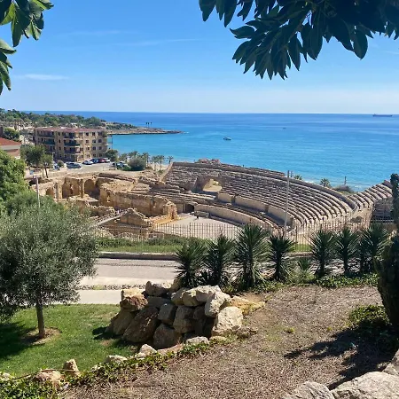 Atico Con Terraza Centro De Tarragona, Mi Refugio شقة