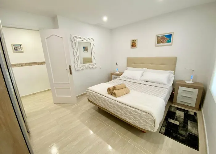Atico Con Terraza Centro De Tarragona, Mi Refugio דירה *